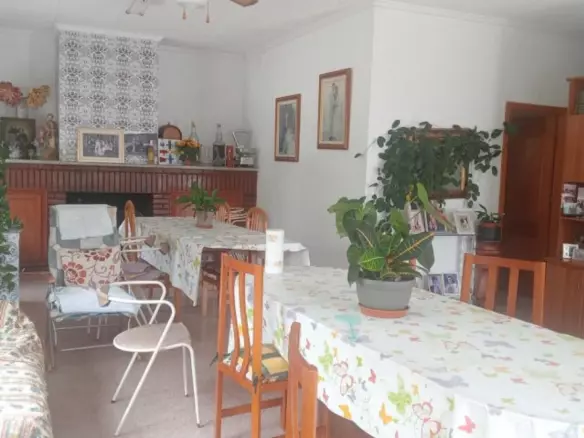 4-bedroom Finca In Crevillente, Spain (200 M²)