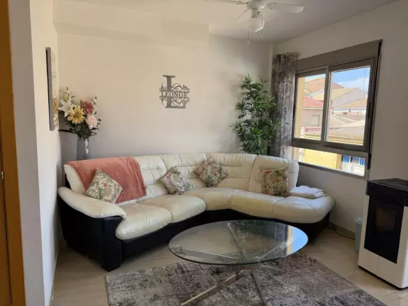3-bedroom Apartment In Pinoso, Spain (190 M²)