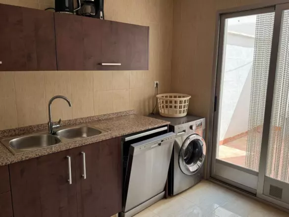 3-bedroom Apartment In Pinoso, Spain (190 M²)