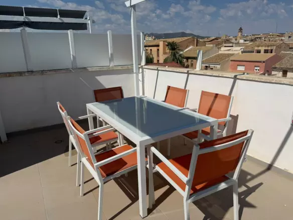 3-bedroom Apartment In Pinoso, Spain (190 M²)