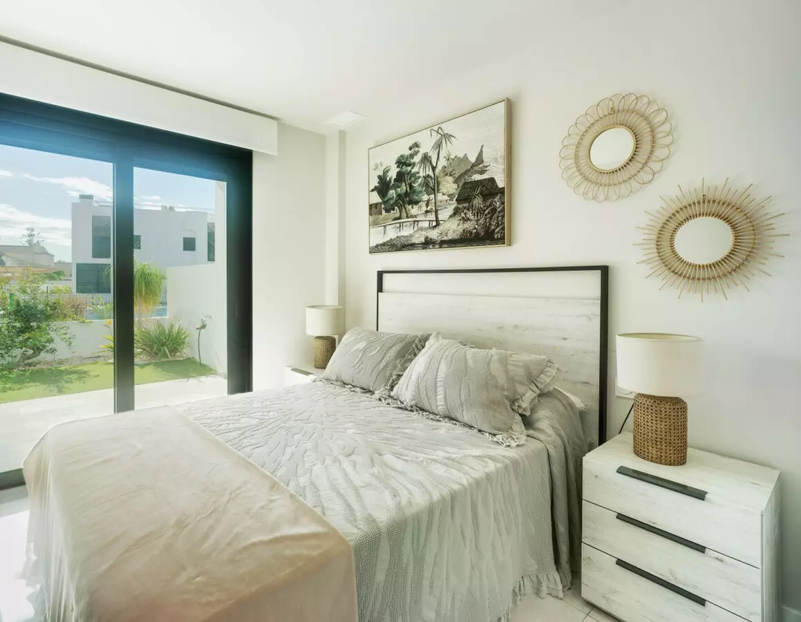 3-bedroom Apartment In Pilar De La Horadada, Spain (102 M²)