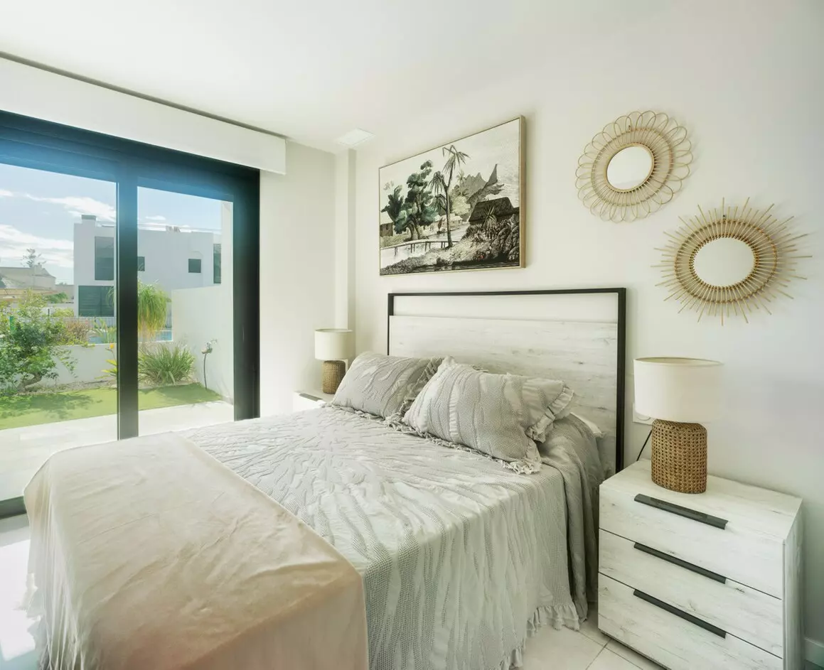 3-bedroom Apartment In Pilar De La Horadada, Spain (102 M²)