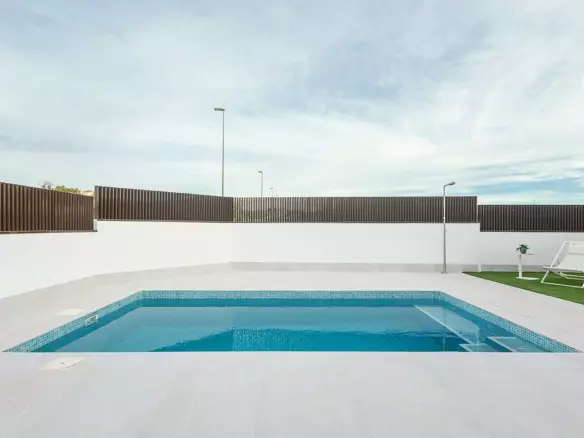 2-bedroom Villa In Orihuela, Spain (73 M²)