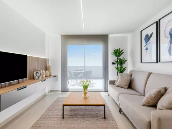 3-bedroom Apartment In Guardamar Del Segura, Spain (82 M²)