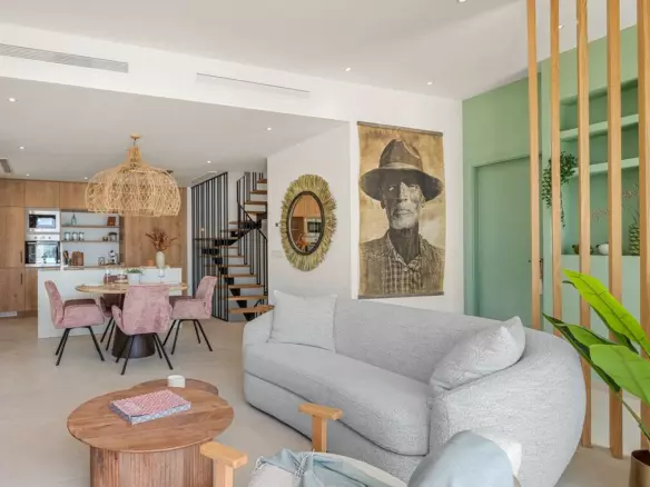 3-bedroom Villa In Dolores, Spain (127 M²)