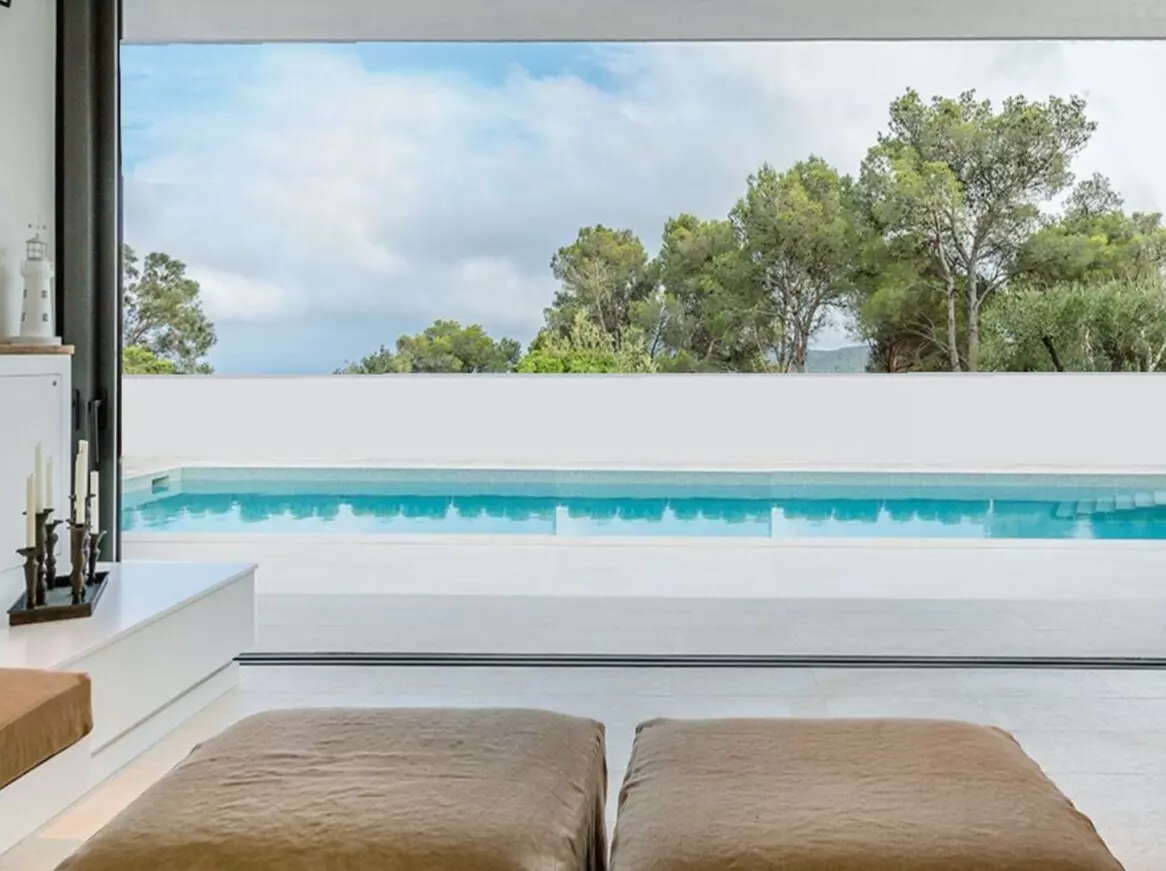 3-bedroom Villa In San Miguel De Salinas, Spain (114 M²)