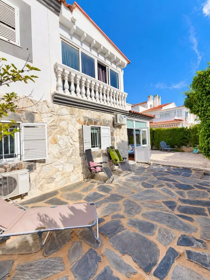 3-bedroom Villa In Orihuela, Spain (105 M²)