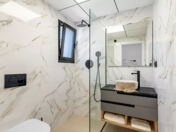 2-bedroom Apartment In Guardamar Del Segura, Spain (64 M²)