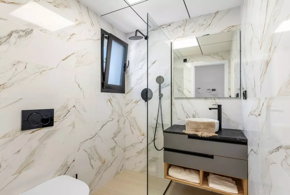 2-bedroom Apartment In Guardamar Del Segura, Spain (64 M²)