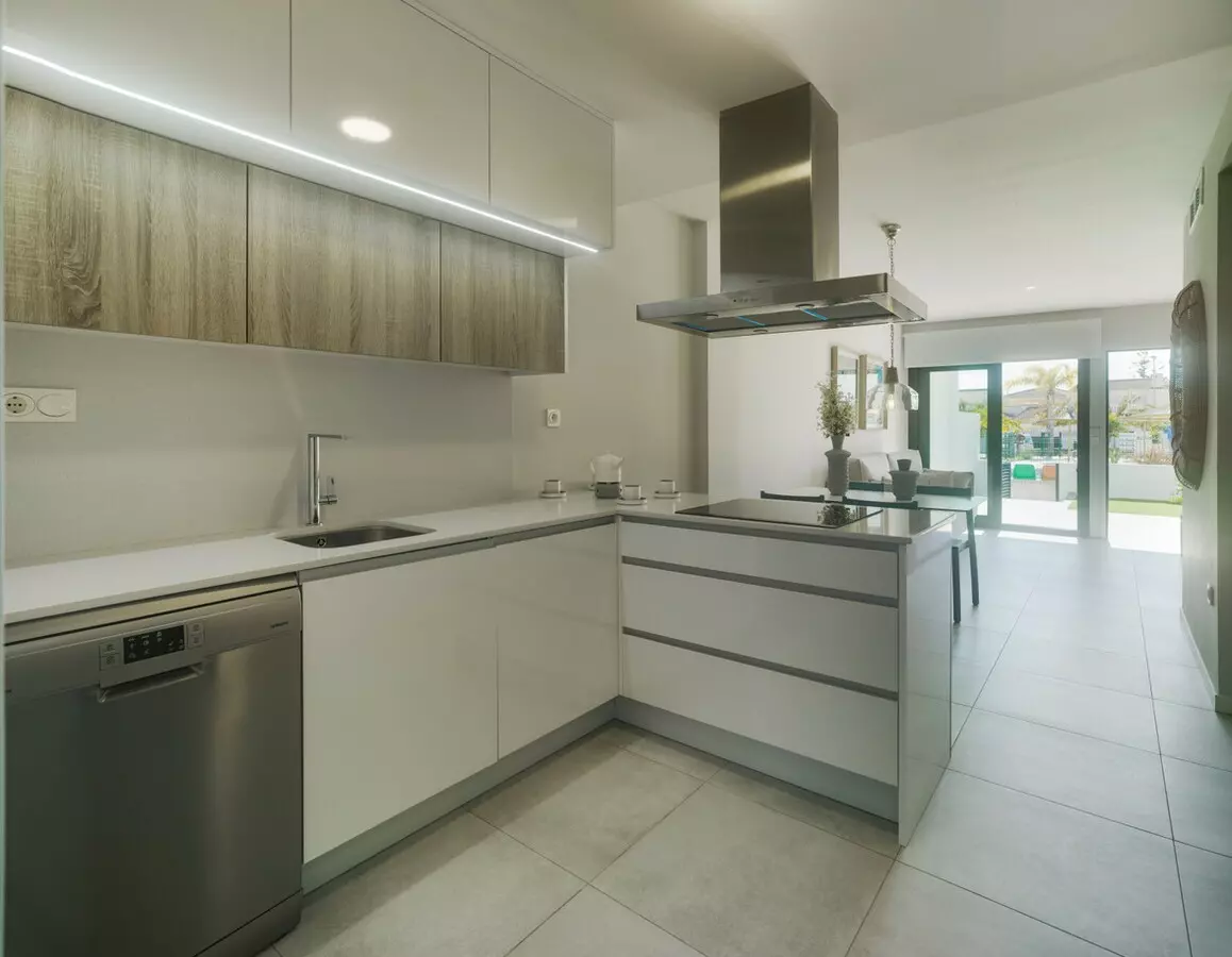 3-bedroom Apartment In Pilar De La Horadada, Spain (102 M²)