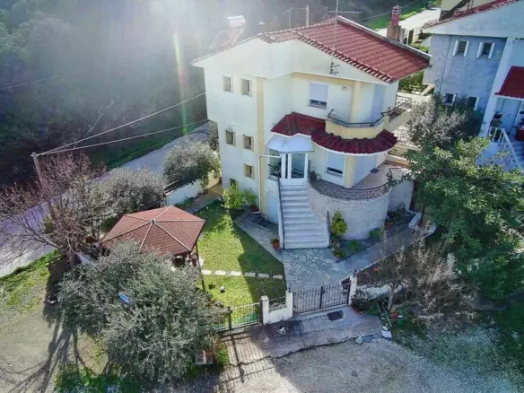 2-bedroom Detached House In Eleitheres, Greece (180 M²)