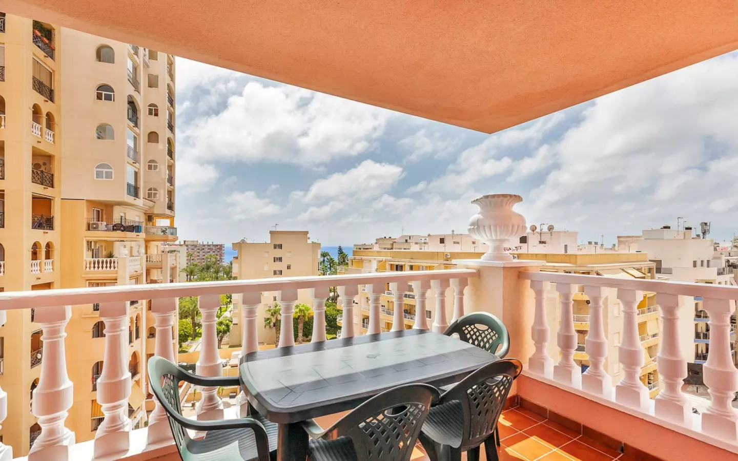 2-bedroom Apartment In Torrevieja, Spain (86 M²)