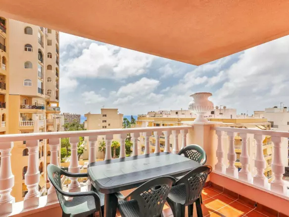 2-bedroom Apartment In Torrevieja, Spain (86 M²)