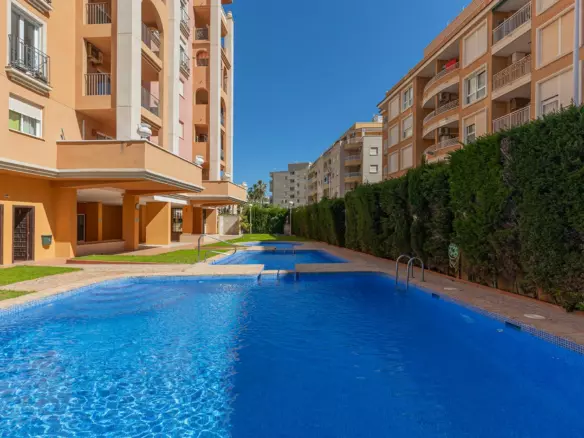 2-bedroom Apartment In Torrevieja, Spain (86 M²)