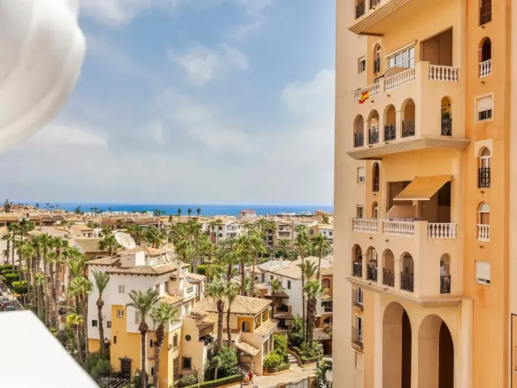 2-bedroom Apartment In Torrevieja, Spain (86 M²)