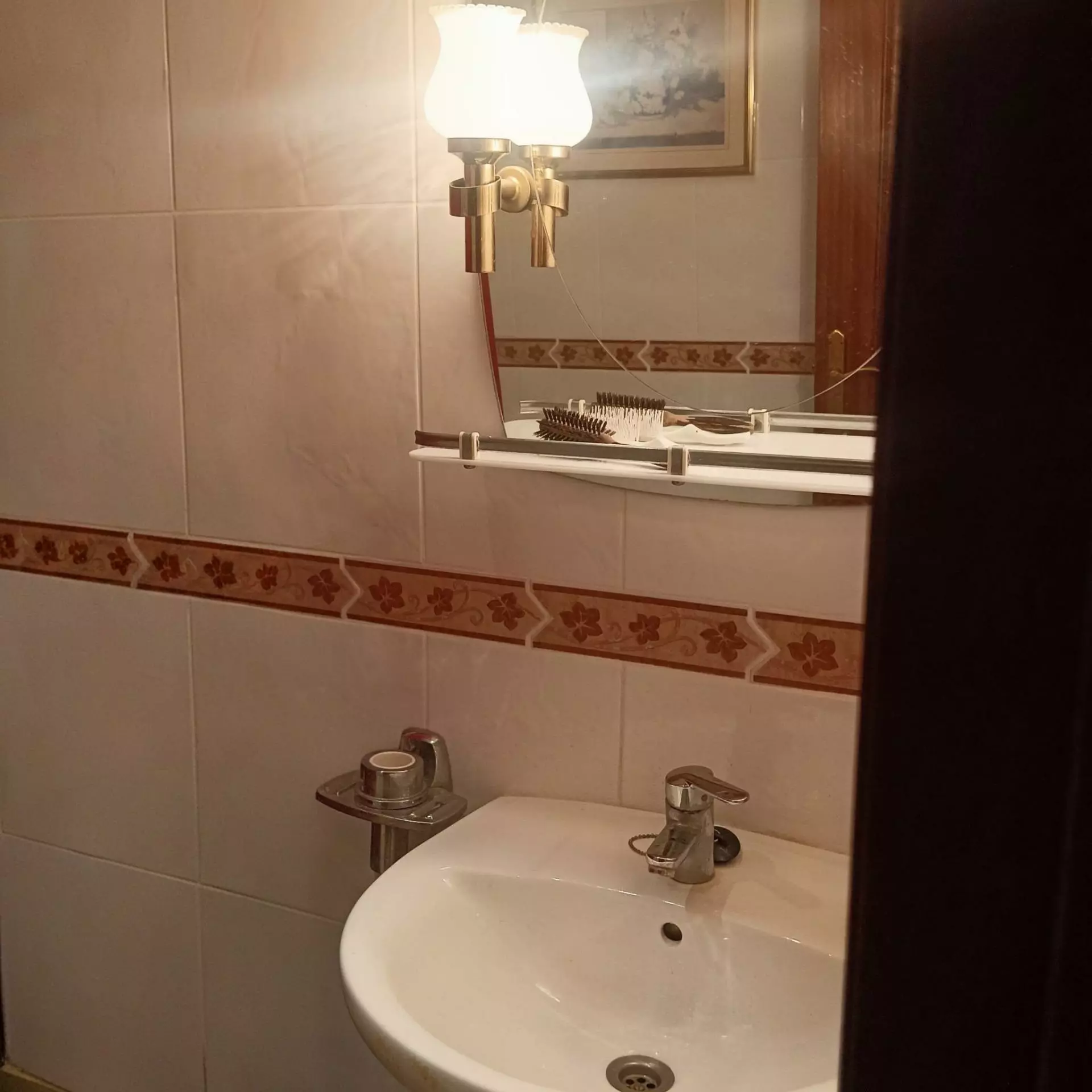 8-bedroom Commercial Unit In Benidorm, Spain (300 M²)