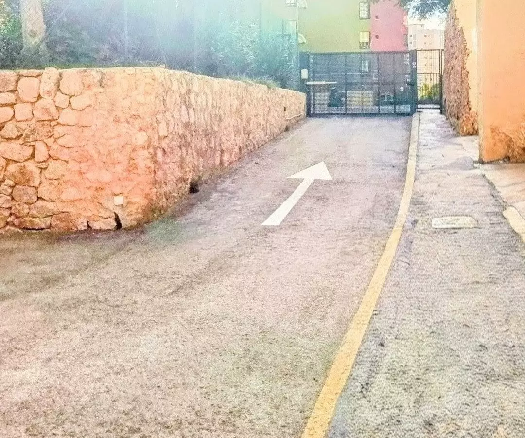 8-bedroom Commercial Unit In Benidorm, Spain (300 M²)