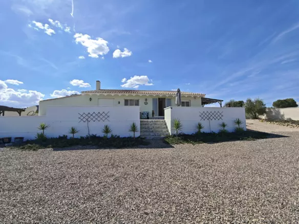 4-bedroom Country House In Caudete, Spain (210 M²)