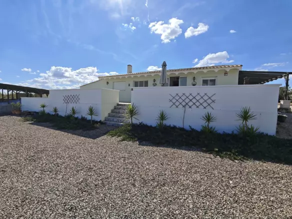 4-bedroom Country House In Caudete, Spain (210 M²)