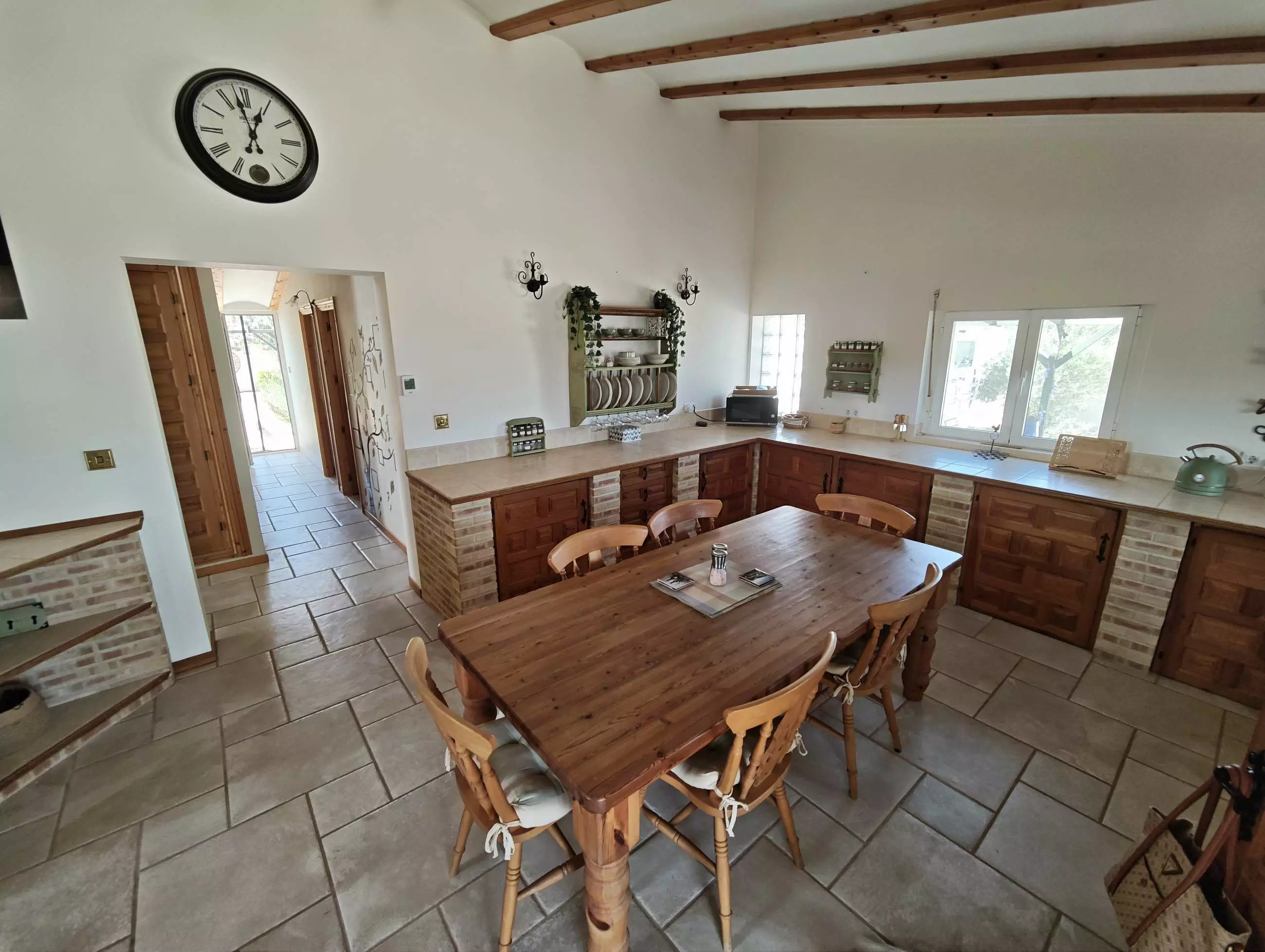 4-bedroom Country House In Caudete, Spain (210 M²)