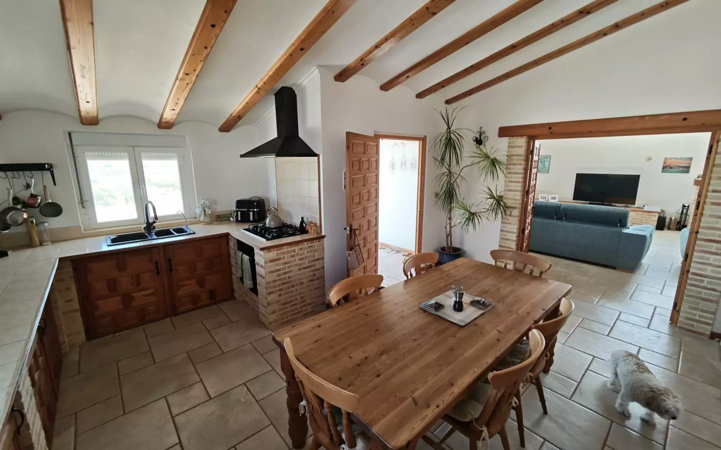 4-bedroom Country House In Caudete, Spain (210 M²)