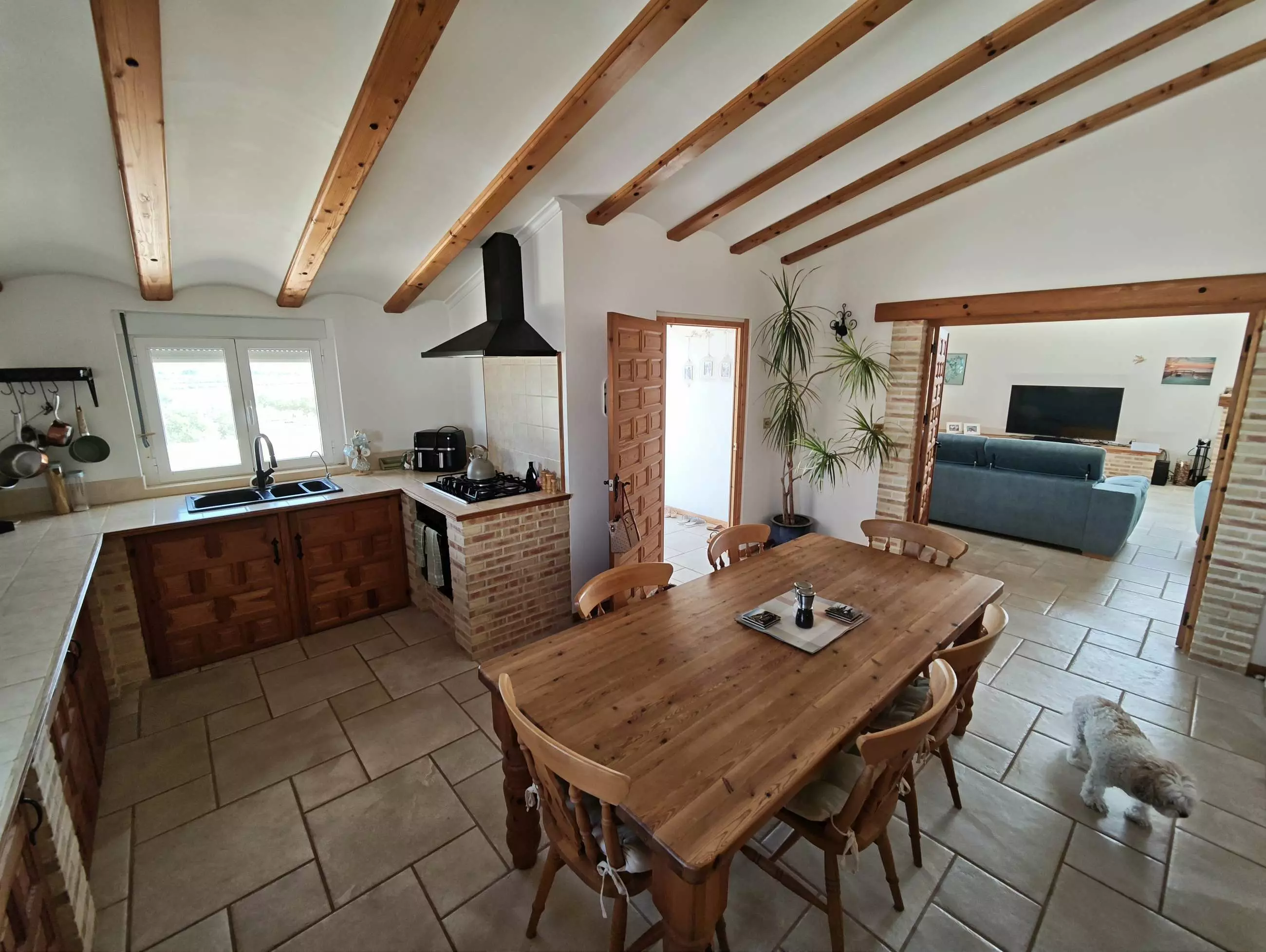 4-bedroom Country House In Caudete, Spain (210 M²)