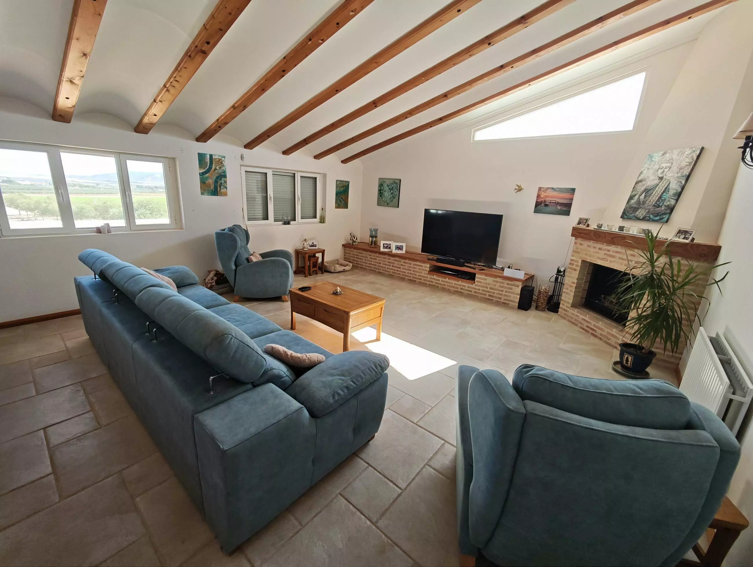 4-bedroom Country House In Caudete, Spain (210 M²)