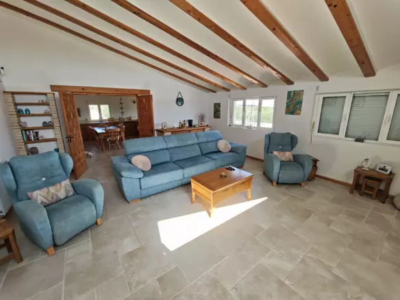 4-bedroom Country House In Caudete, Spain (210 M²)