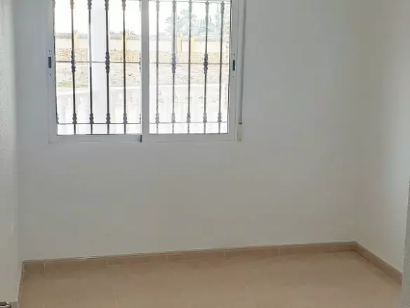 3-bedroom Country House In Catral, Spain (140 M²)