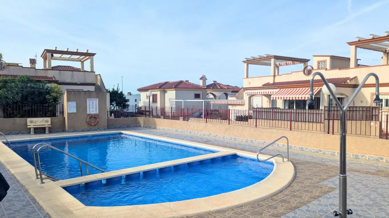 2-bedroom Quad House In San Fulgencio, Spain (55 M²)