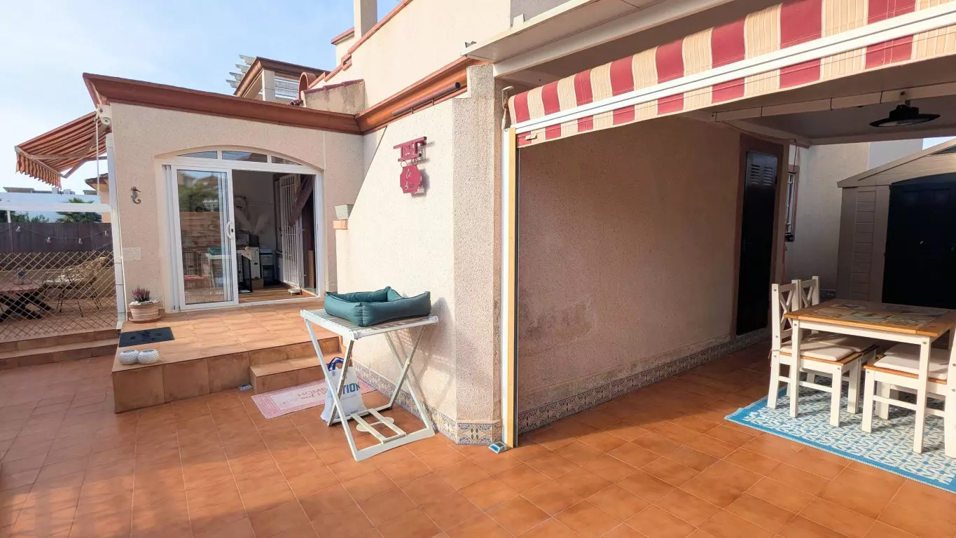 2-bedroom Quad House In San Fulgencio, Spain (55 M²)