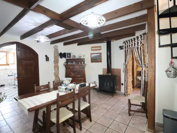 5-bedroom Villa In Algorfa, Spain (122 M²)