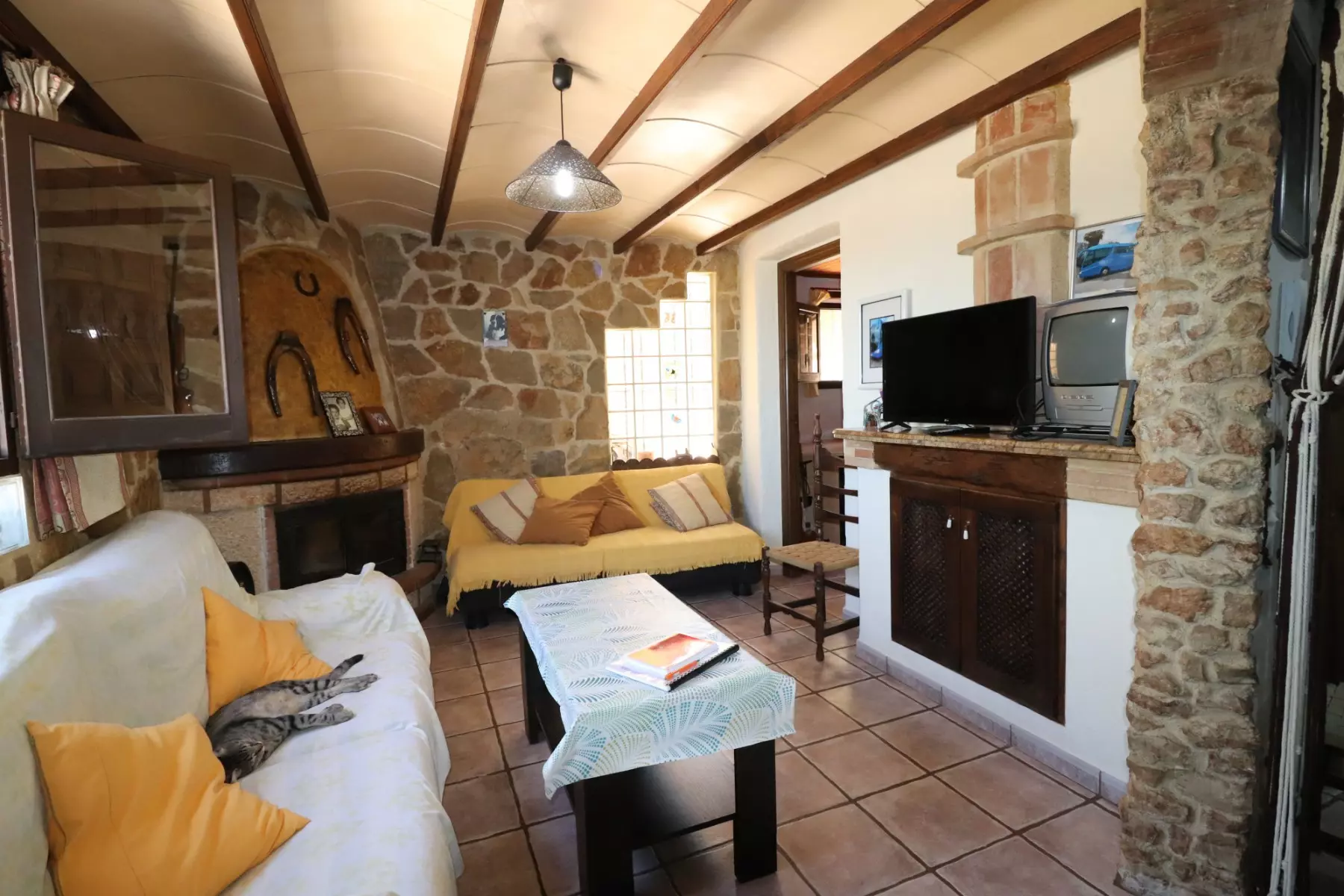 5-bedroom Villa In Algorfa, Spain (122 M²)