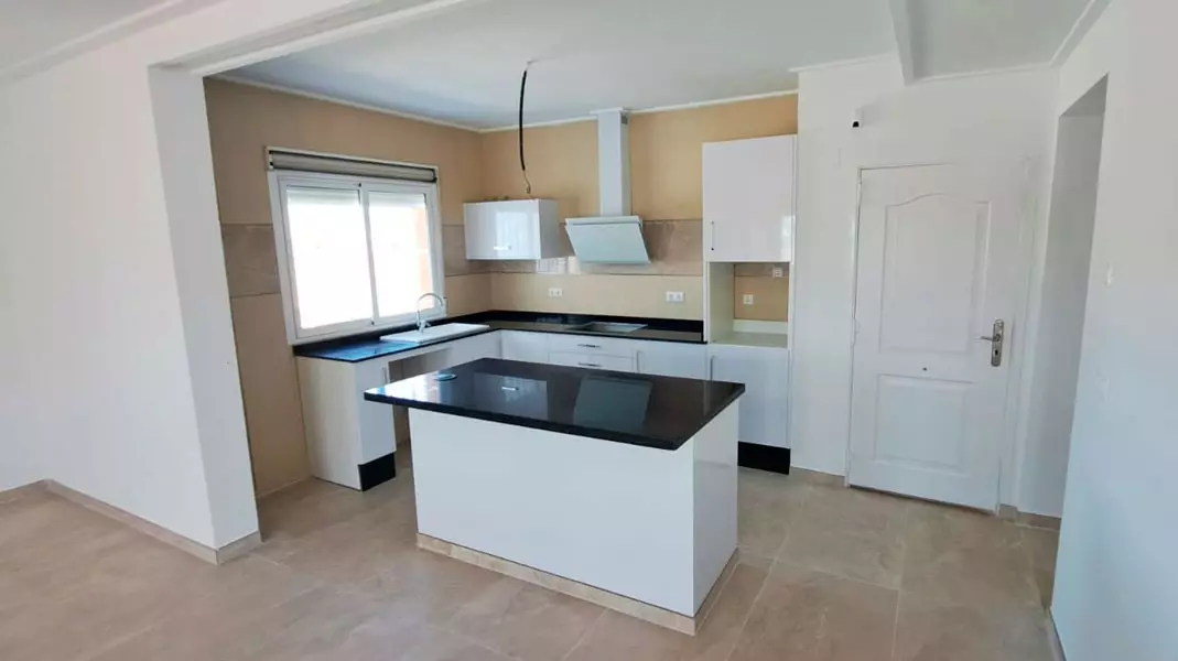 3-bedroom Country House In Catral, Spain (147 M²)