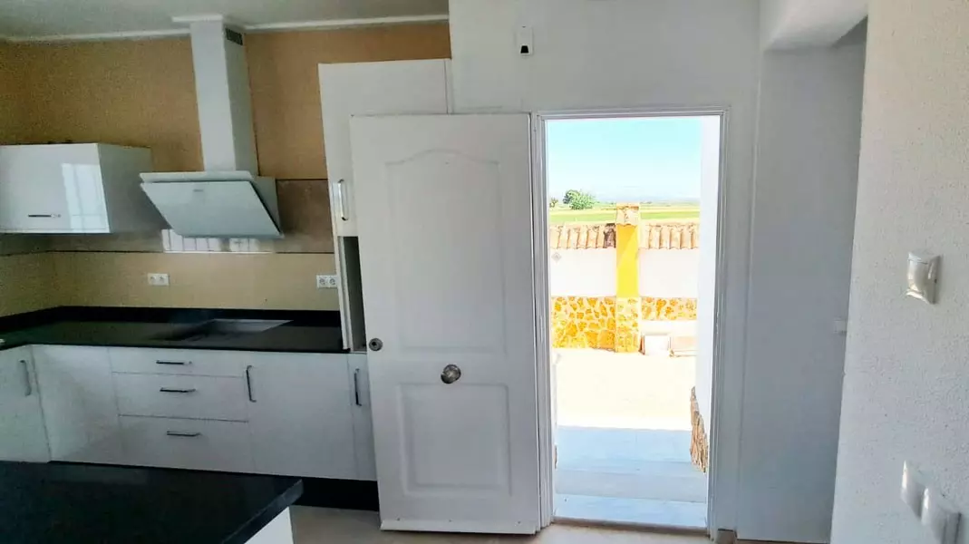 3-bedroom Country House In Catral, Spain (147 M²)