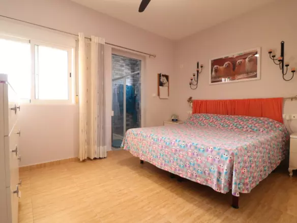3-bedroom Country House In Orihuela, Spain (138 M²)
