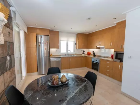 3-bedroom Apartment In Orihuela Costa, Spain (110 M²)