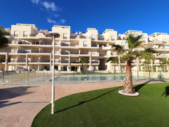 2-bedroom Apartment In Guardamar Del Segura, Spain (88 M²)
