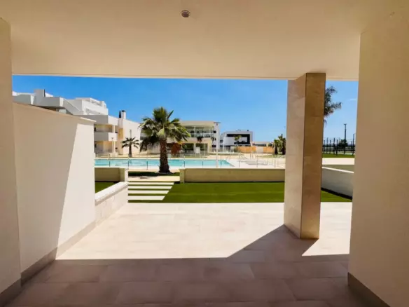2-bedroom Apartment In Guardamar Del Segura, Spain (88 M²)