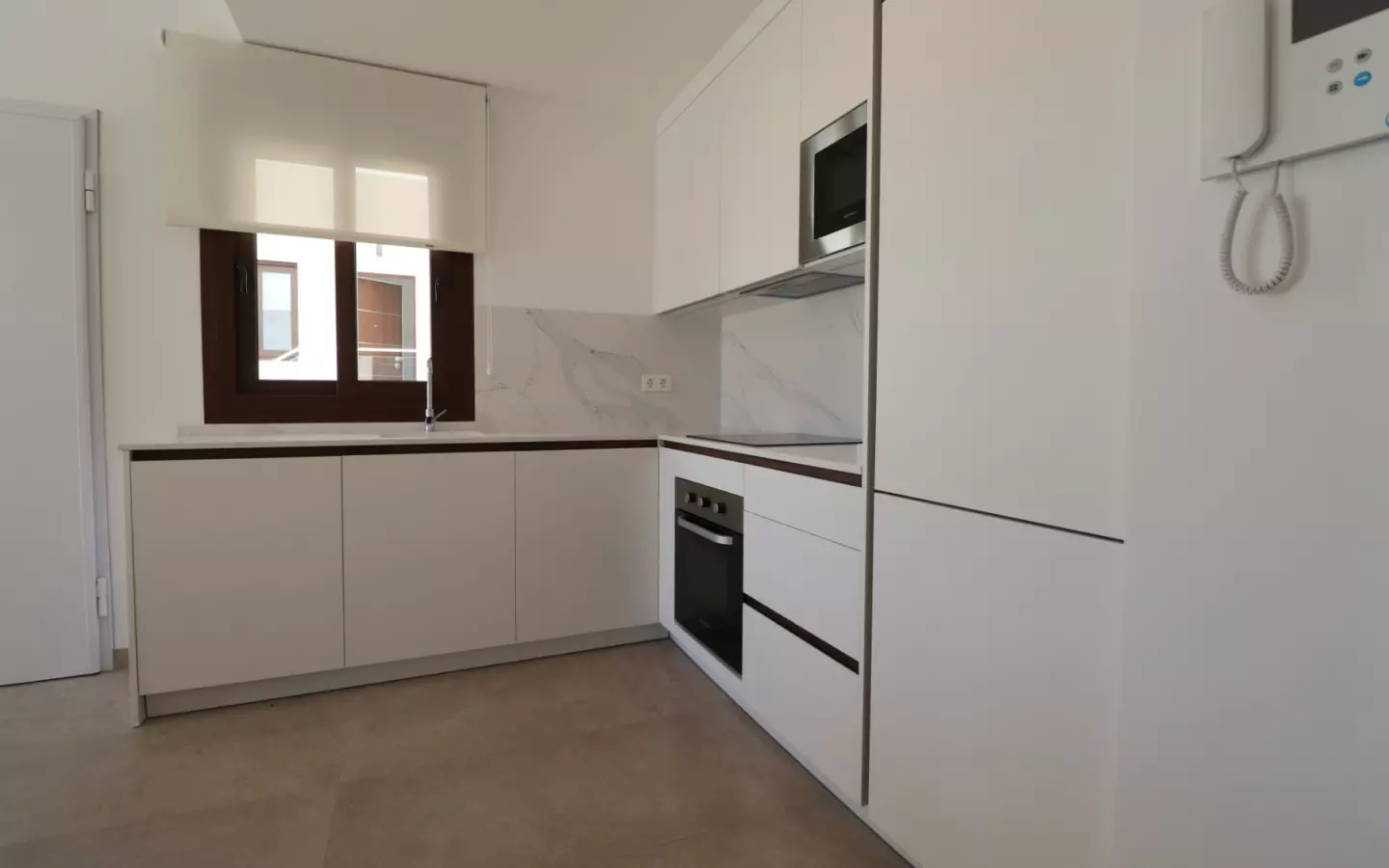 3-bedroom Apartment In Torrevieja, Spain (70 M²)