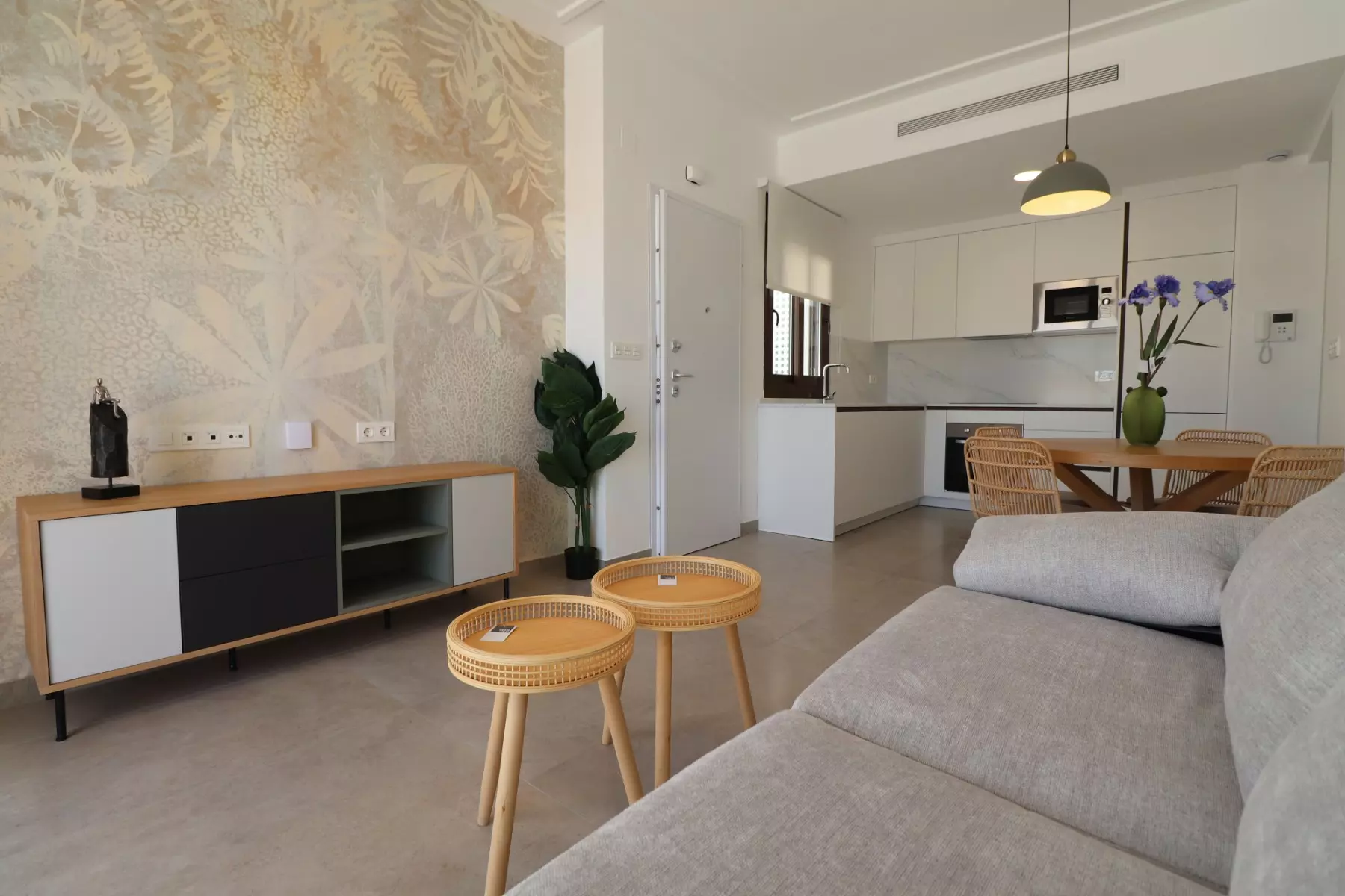3-bedroom Apartment In Torrevieja, Spain (70 M²)