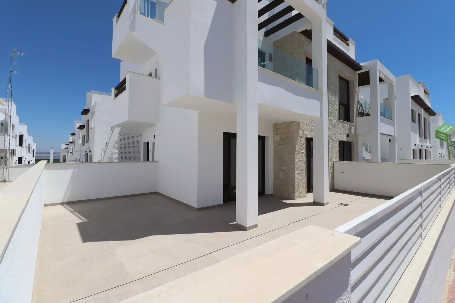 3-bedroom Apartment In Torrevieja, Spain (70 M²)