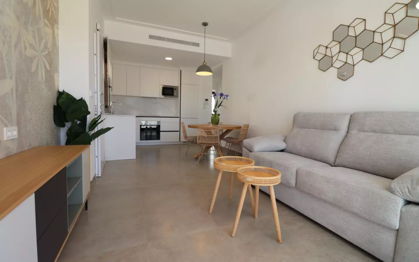3-bedroom Apartment In Torrevieja, Spain (70 M²)