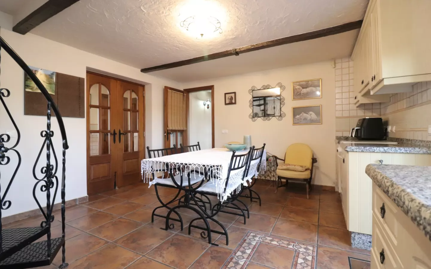 4-bedroom Country House In Albatera, Spain (231 M²)