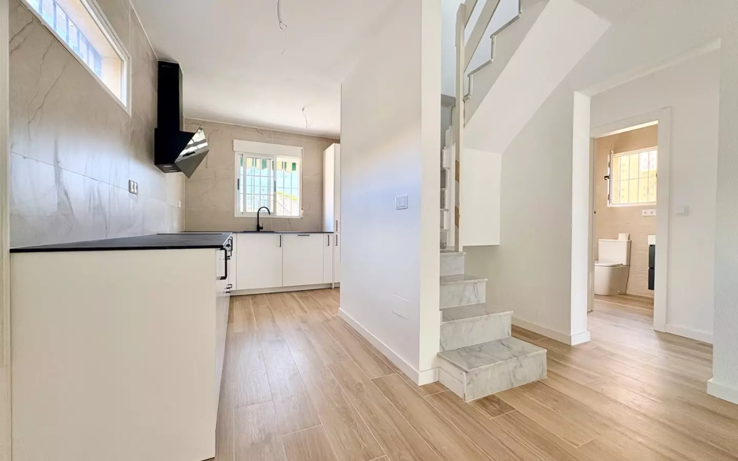 4-bedroom House In Torrevieja, Spain (127 M²)