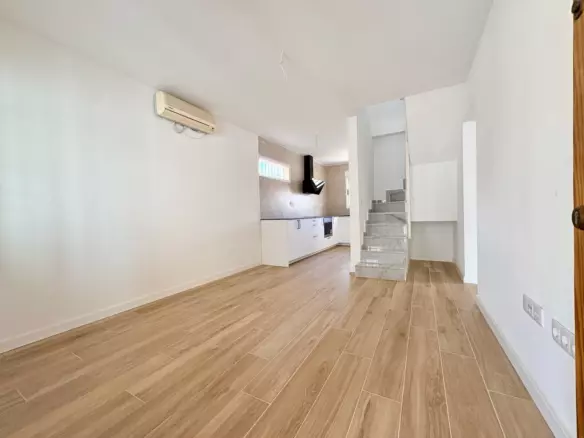 4-bedroom House In Torrevieja, Spain (127 M²)