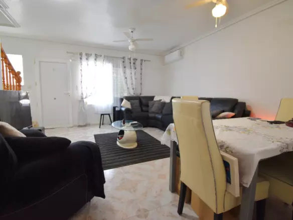 4-bedroom Townhouse In Orihuela Costa, Spain (167 M²)