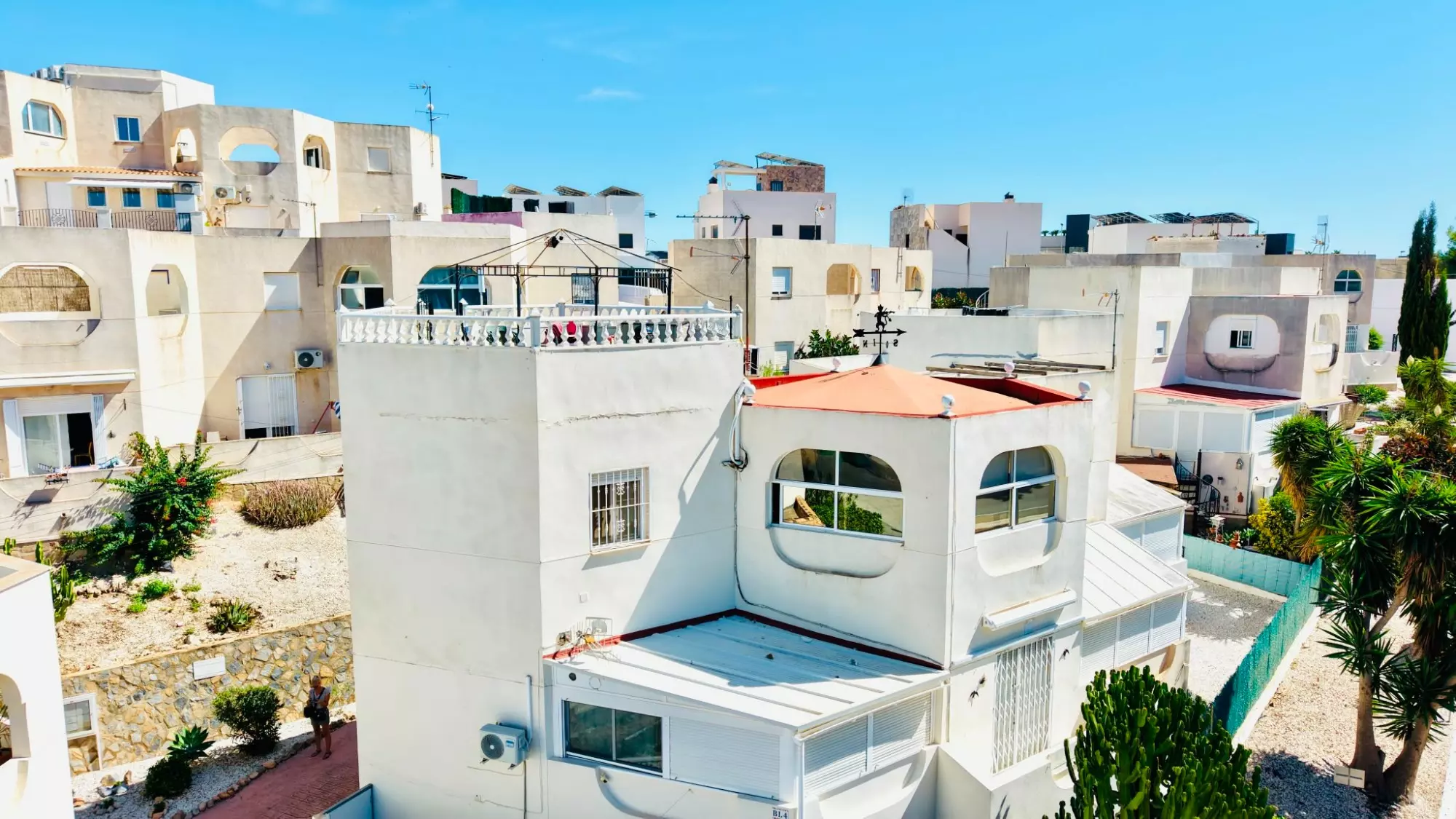 o_1k32fina0h2a1oj5hpdmue5g223-1d9c72 1-bedroom Property In San Miguel De Salinas, Spain (30 M²)