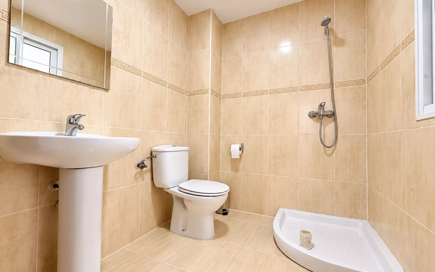 3-bedroom Town House In Daya Nueva, Spain (168 M²)