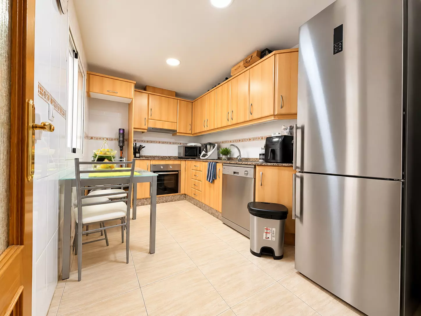 o_1k526evh330f17srb3efvf17dp2e-b99a44 3-bedroom Town House In Daya Nueva, Spain (168 M²)